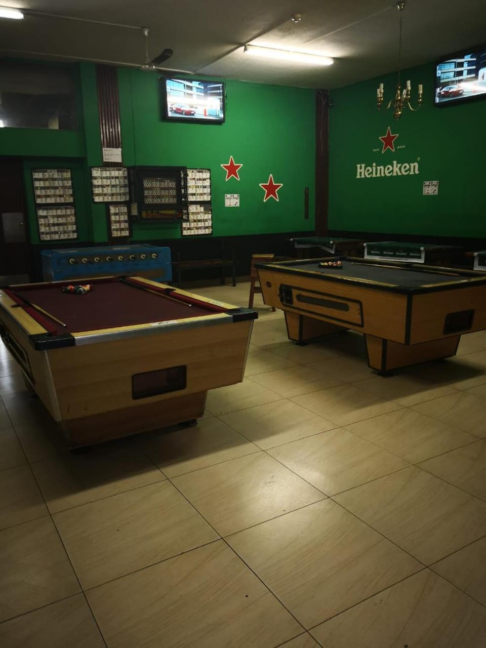 Victoria Hotel Pretoria-Noord エクステリア 写真